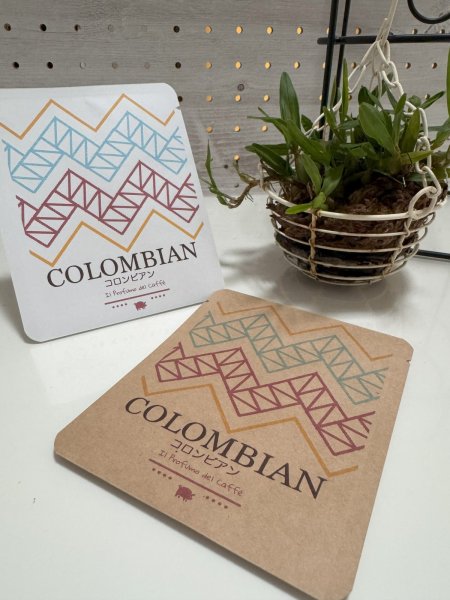 画像2: Caf? Colores (2)